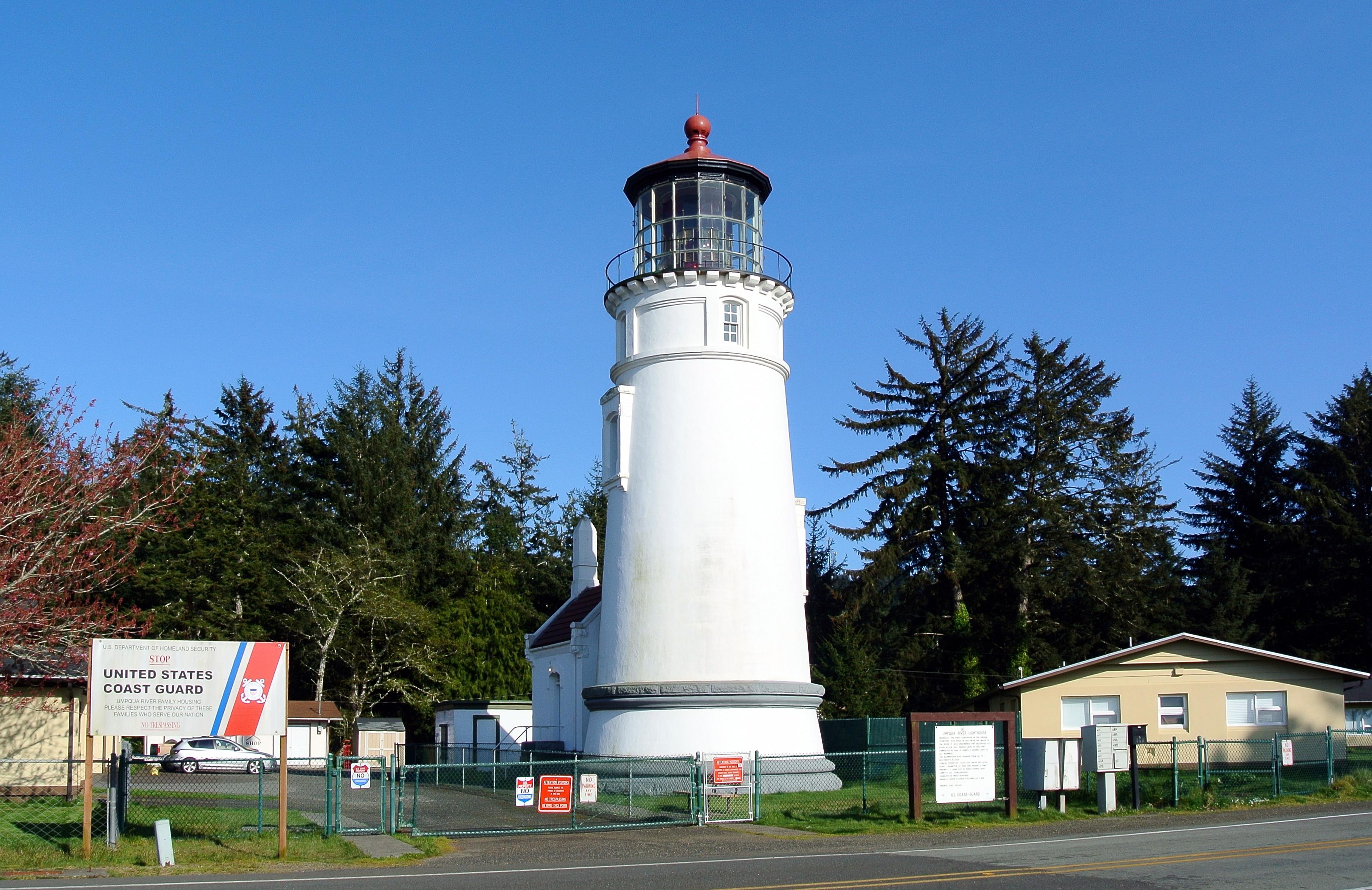 Umpqua River Lighthouse Museum